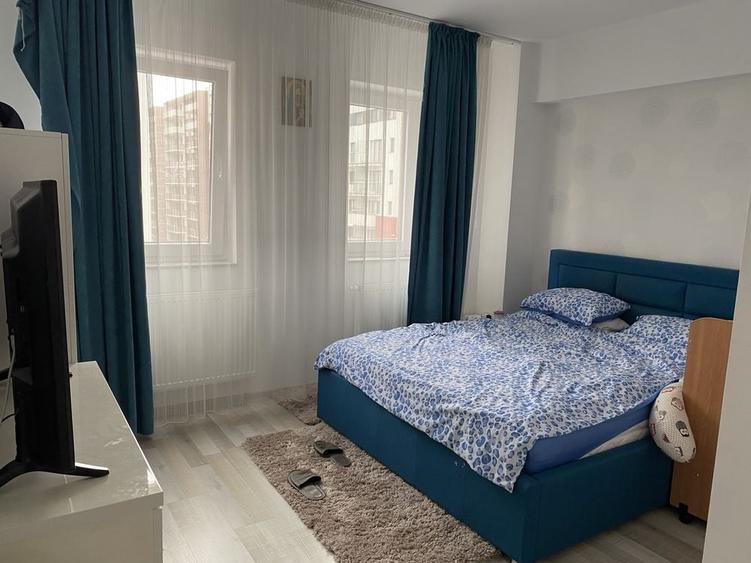 Apartament cu 2 camere decomandat în Exterior Vest