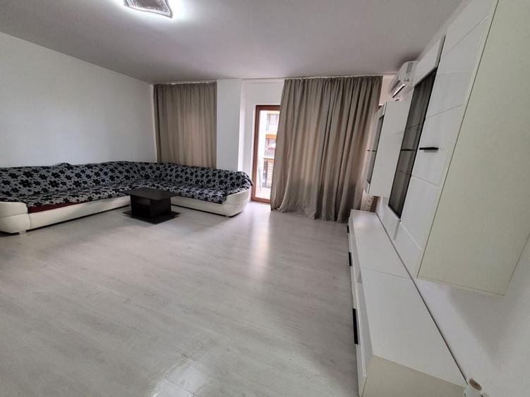 Apartament cu 2 camere semidecomandat în Torontalului