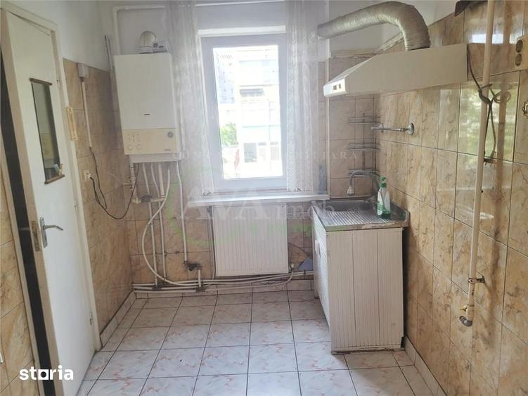 Apartament cu 2 camere semidecomandat în Cornișa