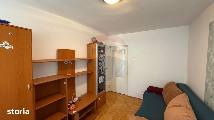 Apartament cu 4 camere în Central