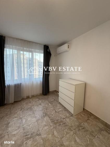 Garsonieră decomandată în Central