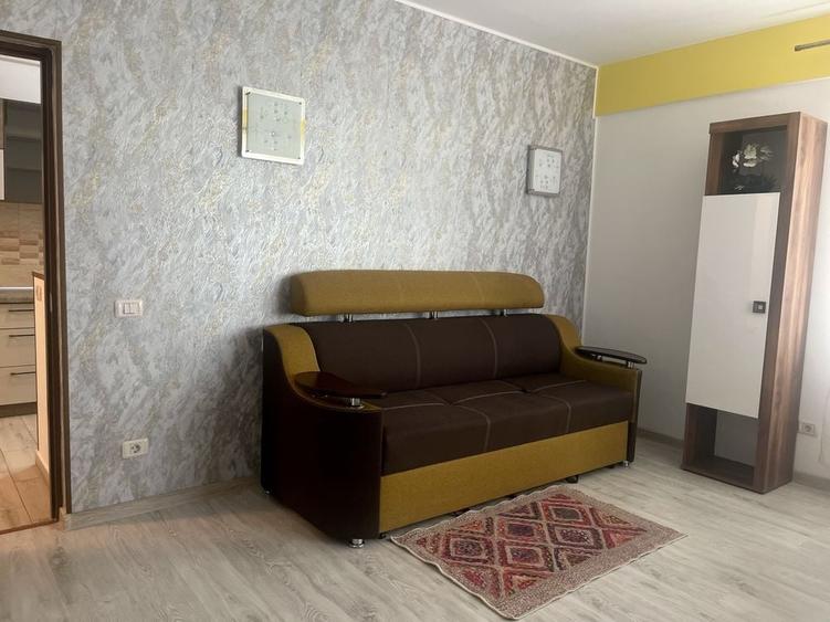 Apartament cu 2 camere decomandat în Milcov