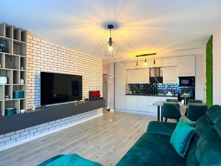 Apartament cu 2 camere semidecomandat în Sopor