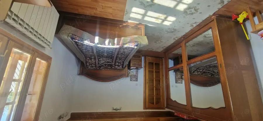 Casă cu 3 camere cu Teren 800 Mp în Bucium