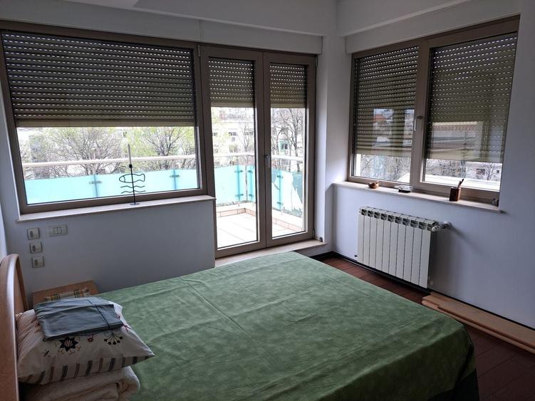 Apartament cu 2 camere semidecomandat în Capitale