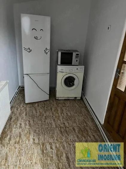 Casă cu 6 camere cu Teren 250 Mp în Cumpăna