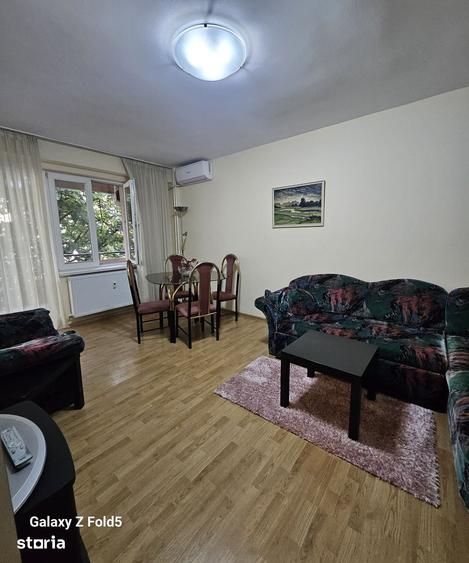 Apartament cu 2 camere decomandat în Cantemir