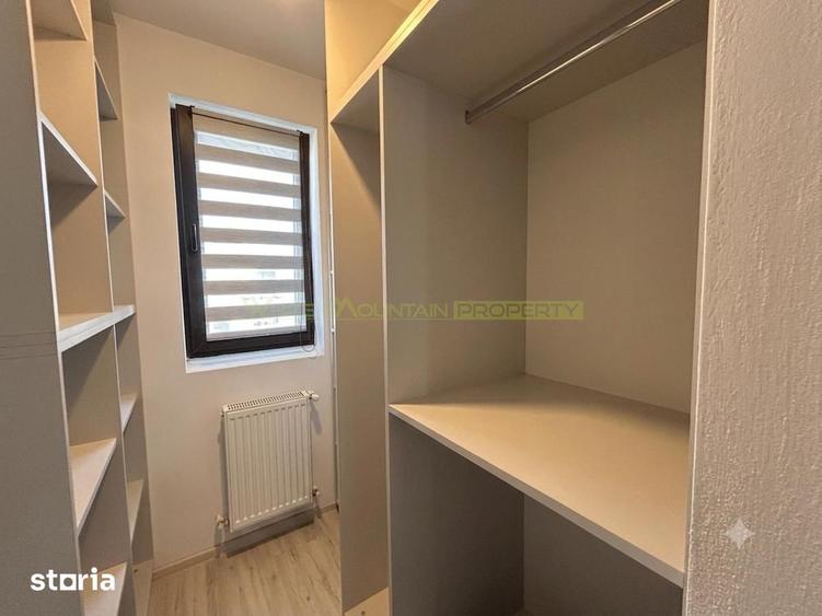 Casă cu 4 camere cu Canalizare în Sânpetru
