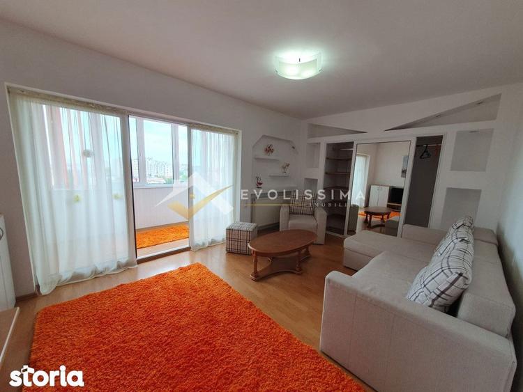 Apartament cu 3 camere decomandat, mobilat în Central