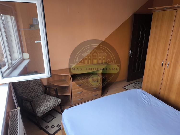 Apartament cu 4 camere decomandat în 9 Mai