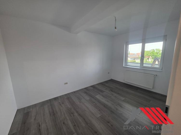 Penthouse cu 3 camere decomandat în Giroc