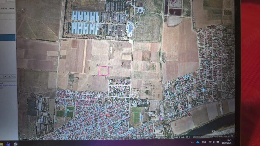 Teren de 10000 mp, în Central