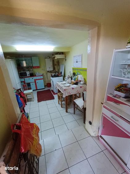 Casă cu 3 camere cu Teren 260 Mp în Central