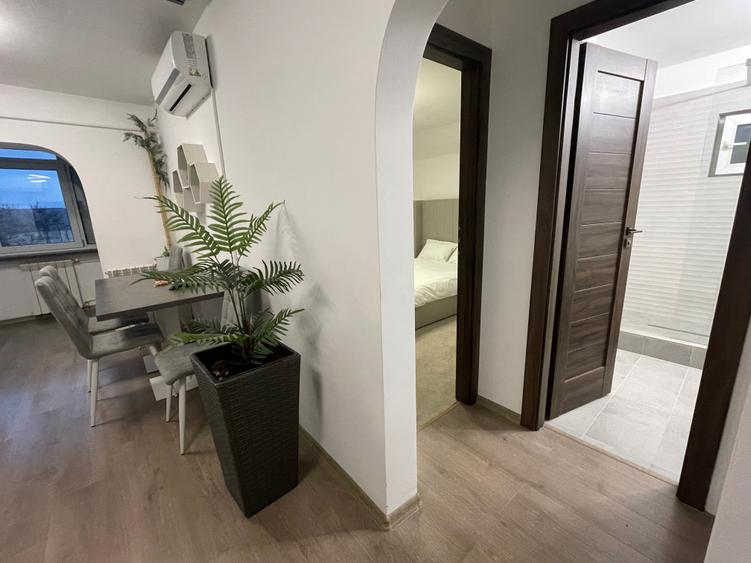 Apartament cu 3 camere în Sărari