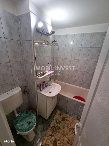 Apartament cu 4 camere în Cetate