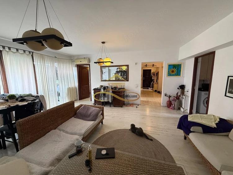 Apartament cu 4 camere decomandat în 9 Mai