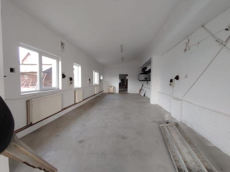 Spațiu industrial, de 682 mp, în Sud-Vest