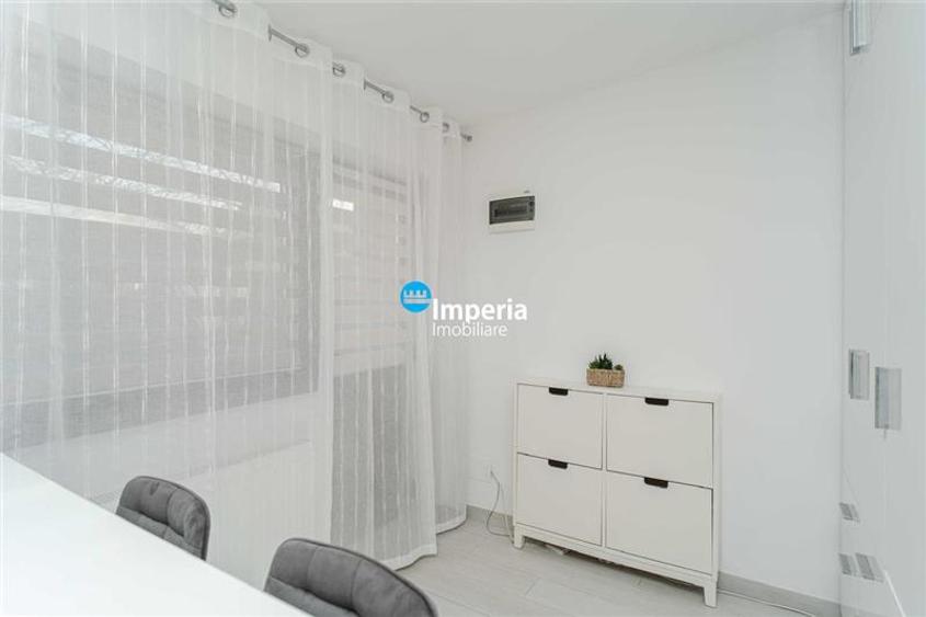 Garsonieră decomandată, mobilată în Podul de Piatră