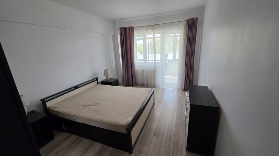 Apartament cu 3 camere decomandat în Popas Păcurari