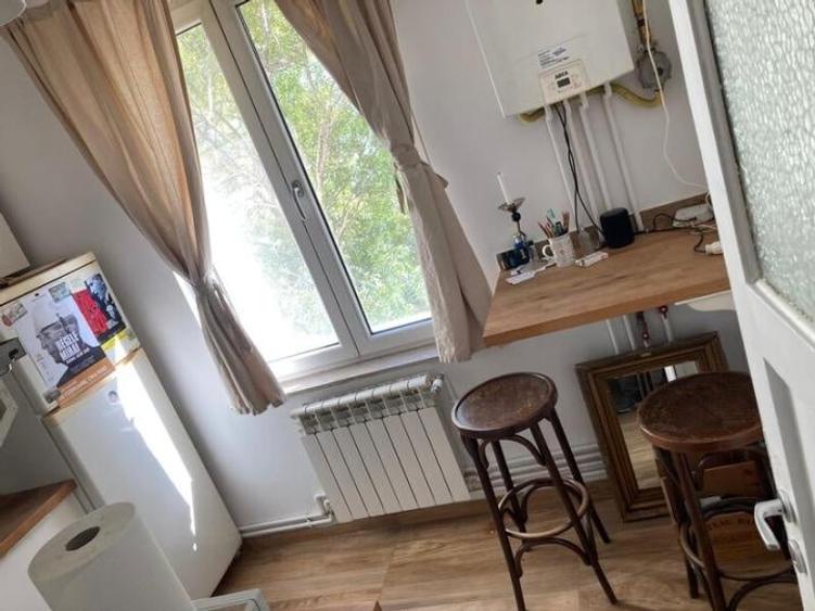Apartament cu 2 camere semidecomandat, mobilat în Floreasca