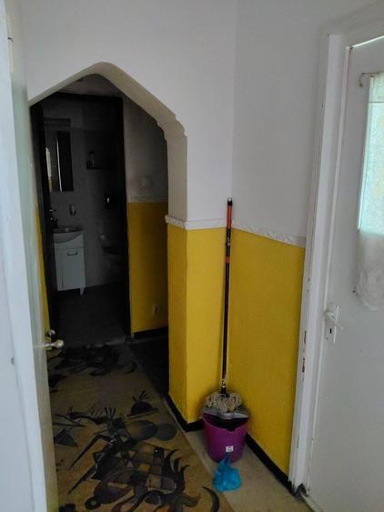 Apartament cu 3 camere decomandat în Alexandru cel Bun
