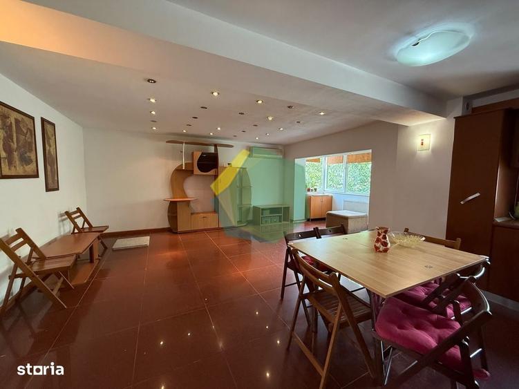 Apartament cu 4 camere în Central