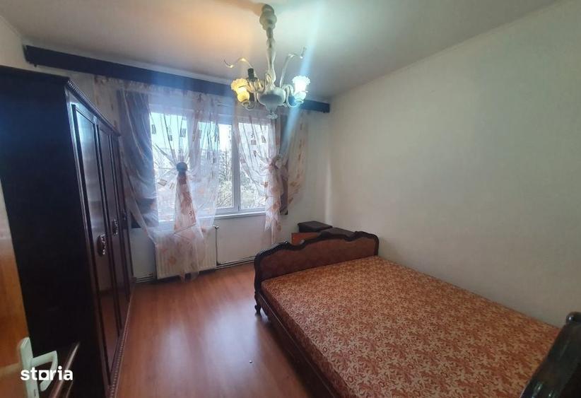 Apartament cu 3 camere în Titan