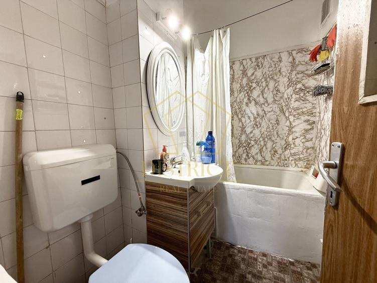 Apartament cu 3 camere decomandat, mobilat în Spitalul Județean