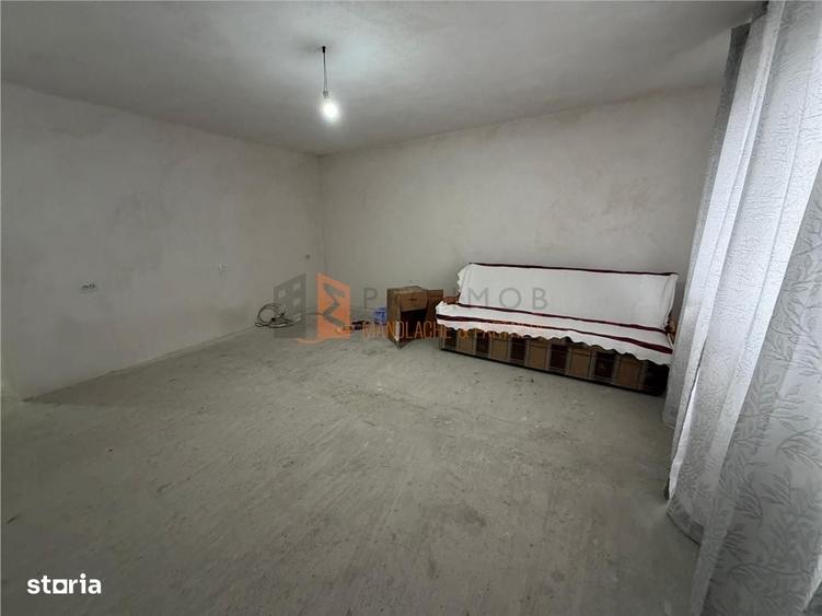 Casă cu 4 camere decomandat cu Teren 528 Mp în Tisău