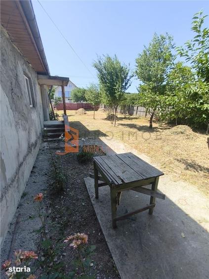 Casă cu 3 camere cu Teren 4859 Mp în Unguriu