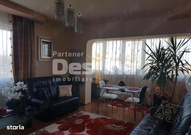 Apartament cu 3 camere decomandat în Central