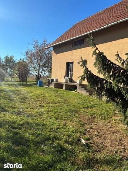 Casă cu 4 camere cu Teren 180 Mp în Central