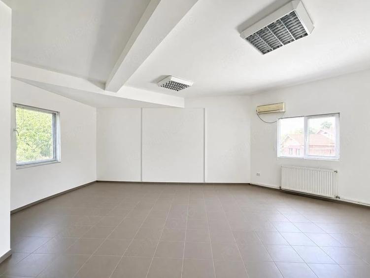 Spațiu comercial, de 180 mp, în Florești