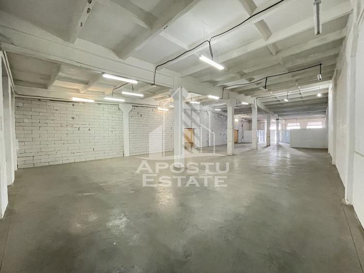 Spațiu industrial, de 670 mp, în Semicentral