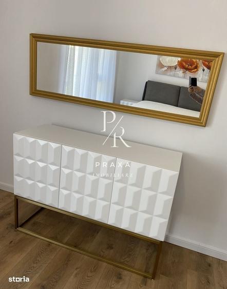 Apartament cu 3 camere semidecomandat în Florești