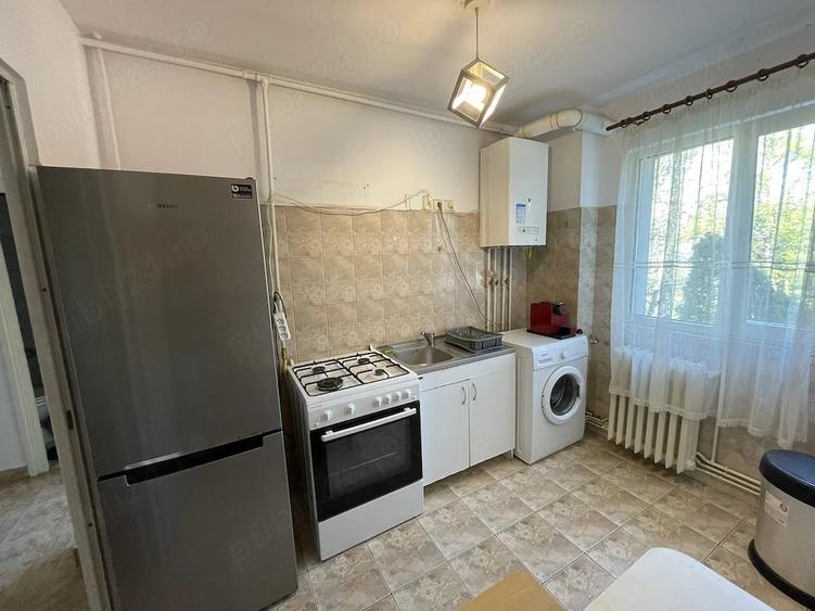 Apartament cu 3 camere semidecomandat în Gheorgheni