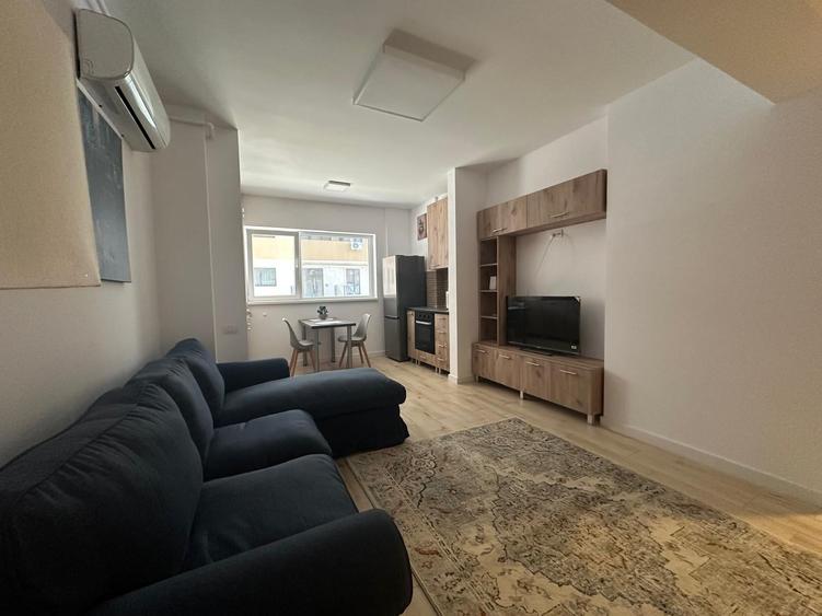 Apartament cu 2 camere semidecomandat în Central