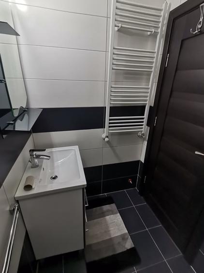 Apartament cu 2 camere în Mihai Viteazul