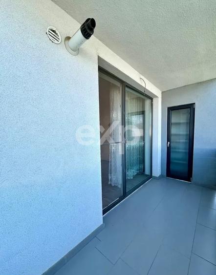 Apartament cu 2 camere semidecomandat, mobilat în Florești