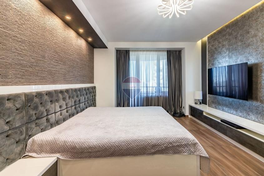 Apartament cu 4 camere decomandat, mobilat în Barbu Văcărescu