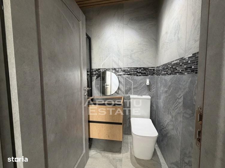 Casă cu 4 camere decomandat în Giarmata