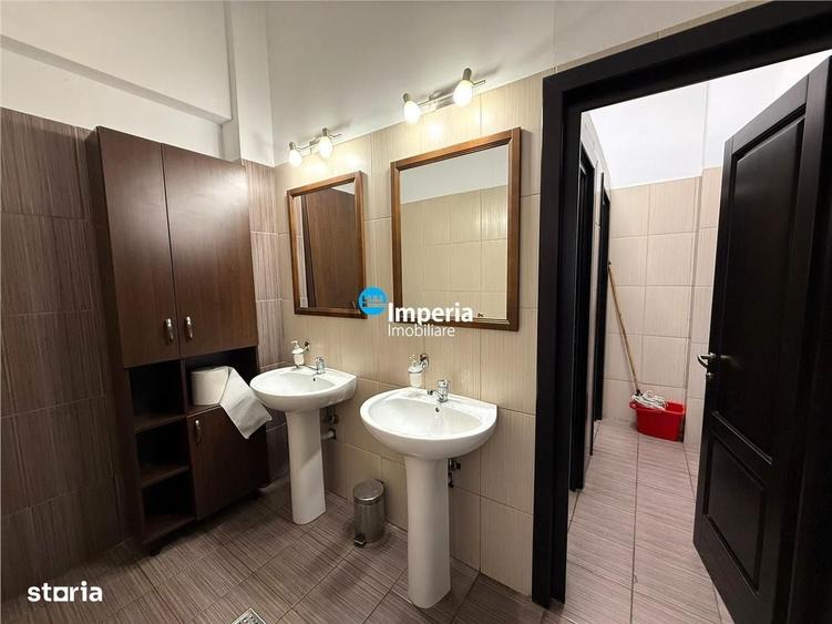 Spațiu comercial, de 360 mp, în Baza 3