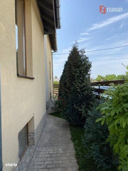 Casă cu 4 camere cu Canalizare în Bogdăneștilor