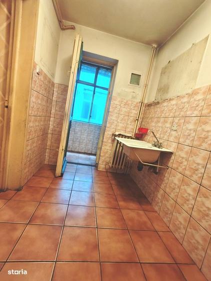 Apartament cu 3 camere decomandat în Negru Vodă