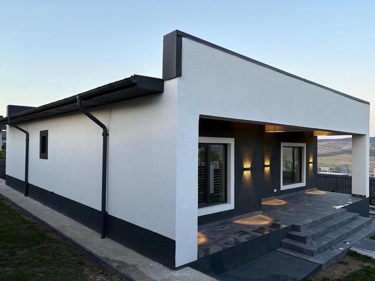 Casă cu 4 camere cu Teren 139 Mp în Exterior Vest
