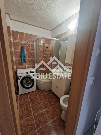 Apartament cu 2 camere decomandat, mobilat în Hipodrom 4