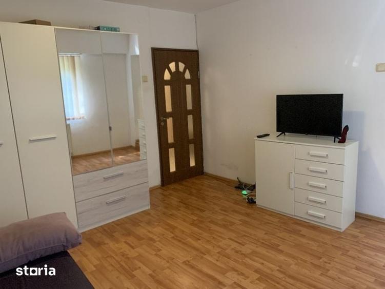 Chirie garsoniera zona Decebal, etaj 1, mobilata, utilata 200 euro - 8