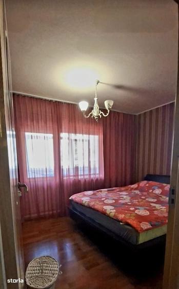 Apartament cu 3 camere decomandat în Prundu