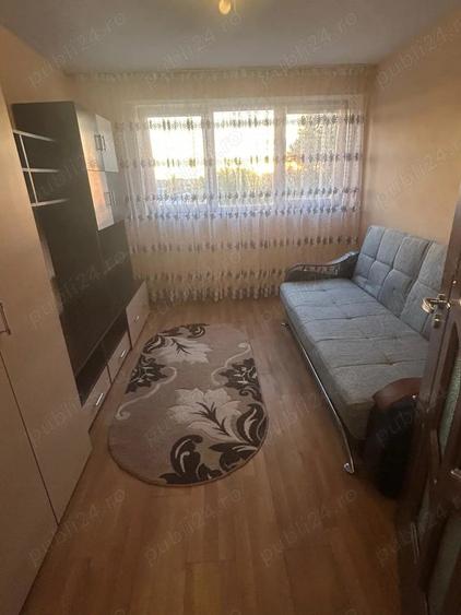 Garsonieră decomandată în Central