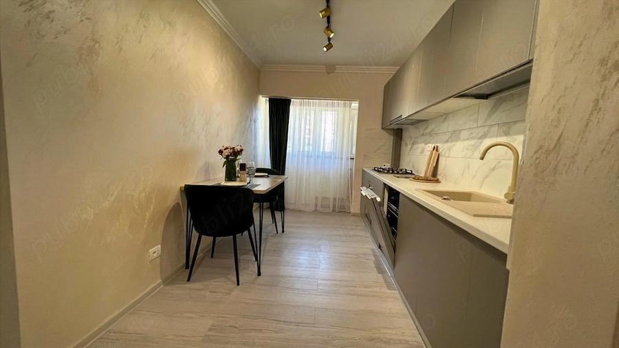 Apartament cu 3 camere decomandat în Ștefan cel Mare